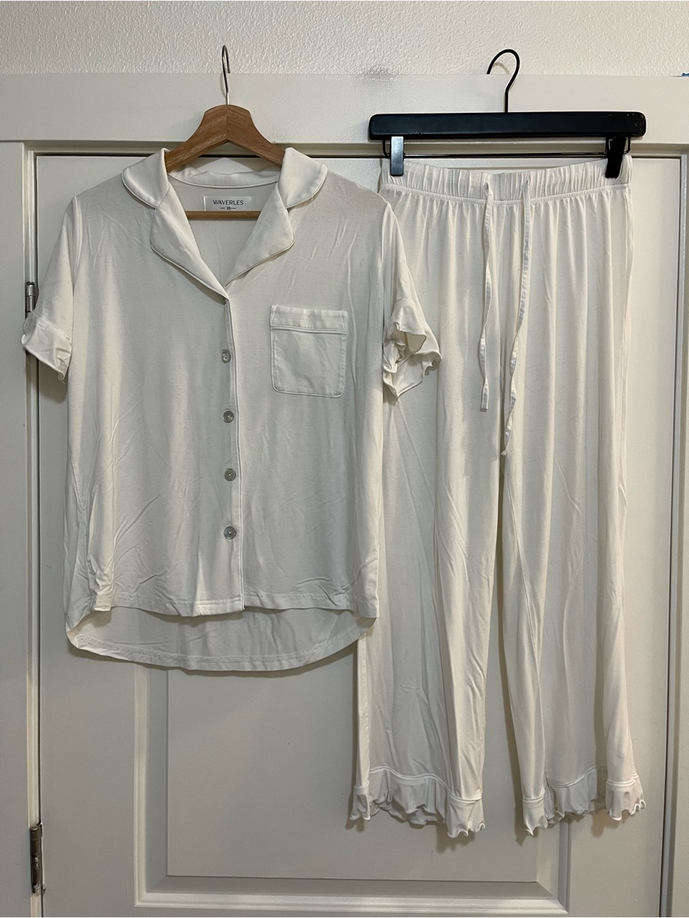 Waverles Ruffle Bamboo Pajama Set - Picture 3 of 6